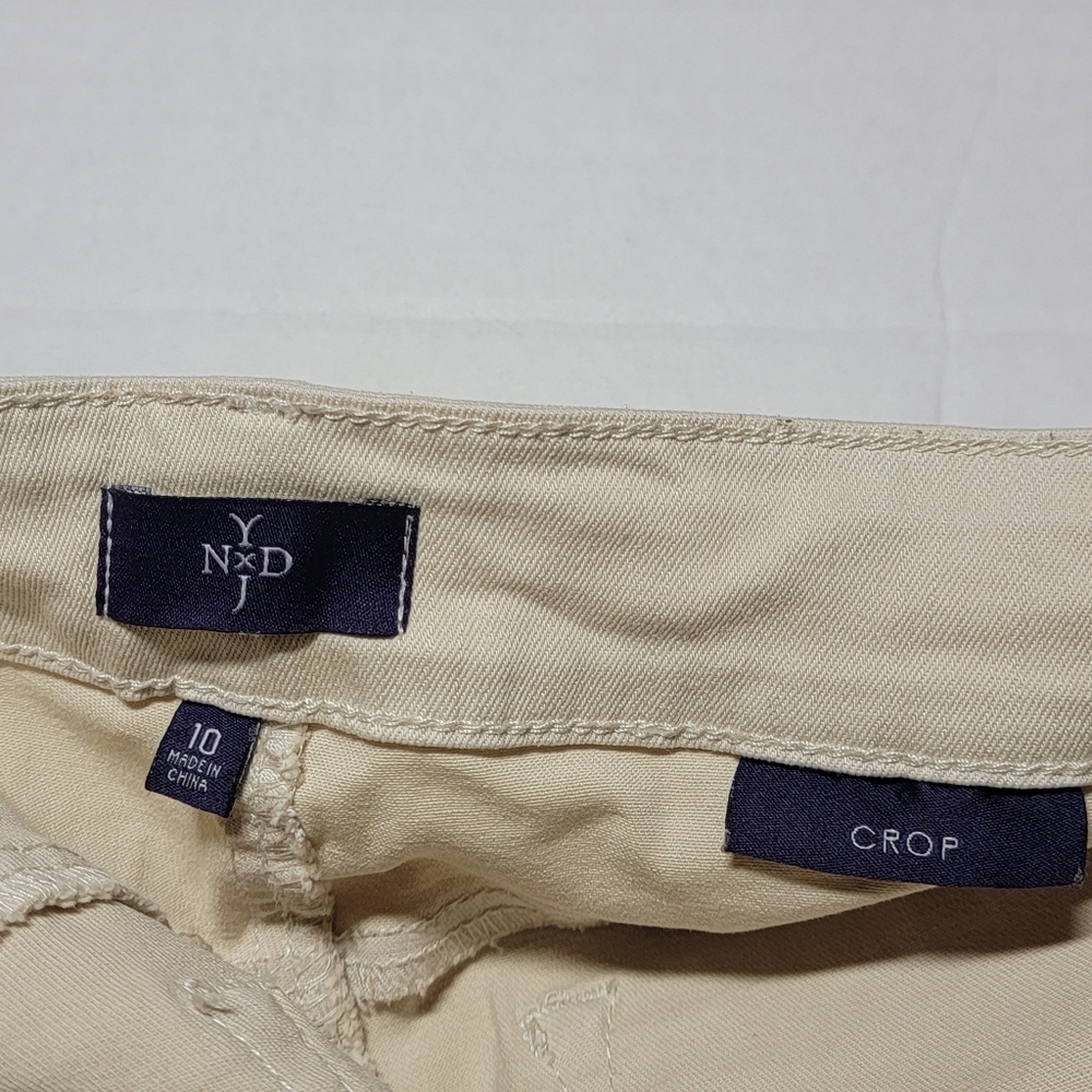 NYDJ Ariel Crop Size 10 Lift Tuck Technology Capri Cream Color - Picture 6 of 13